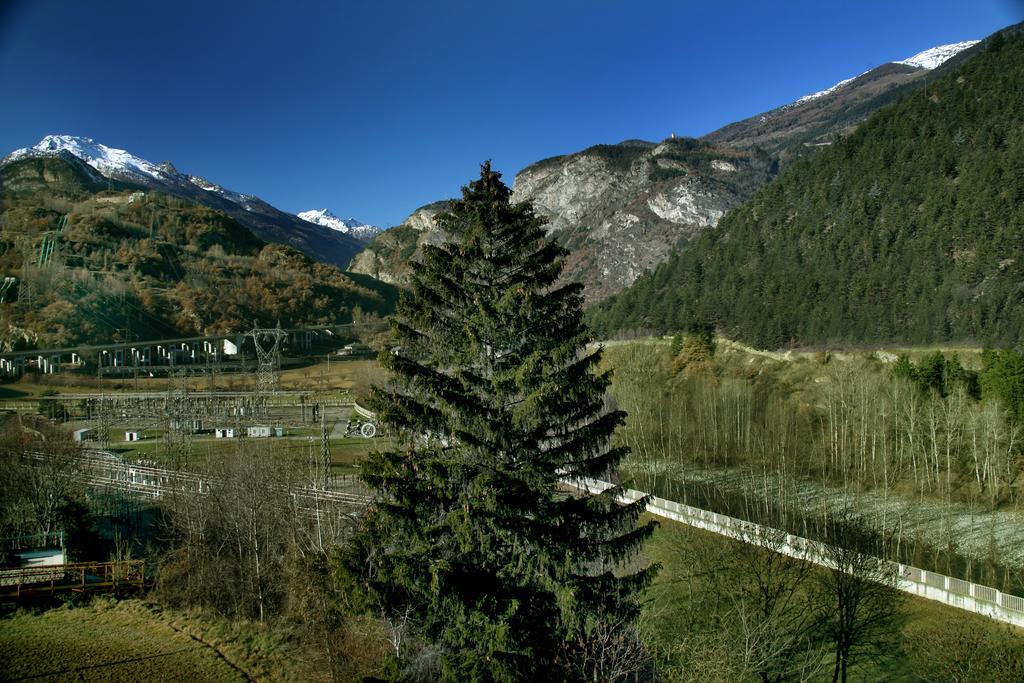 Hotel Edelweiss Villeneuve Exteriér fotografie