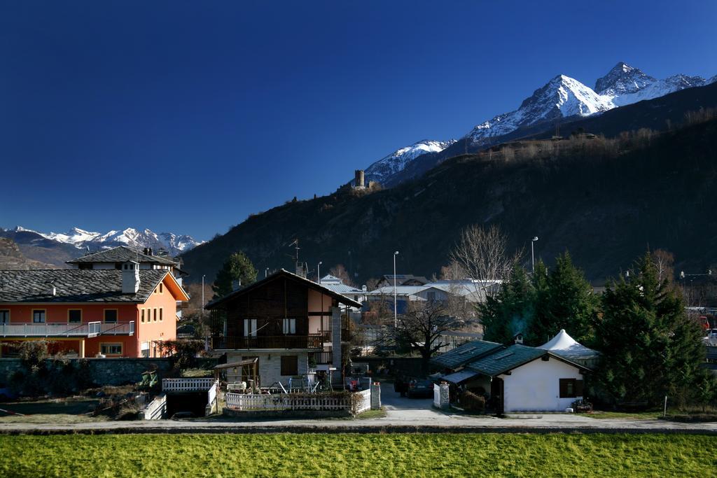 Hotel Edelweiss Villeneuve Exteriér fotografie